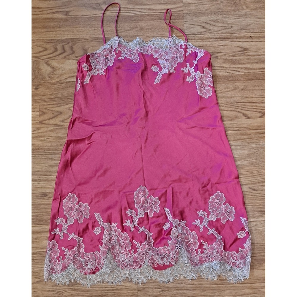 Victorias Secret Small Hot Pink With Cream Lace Slip Style Nightgown